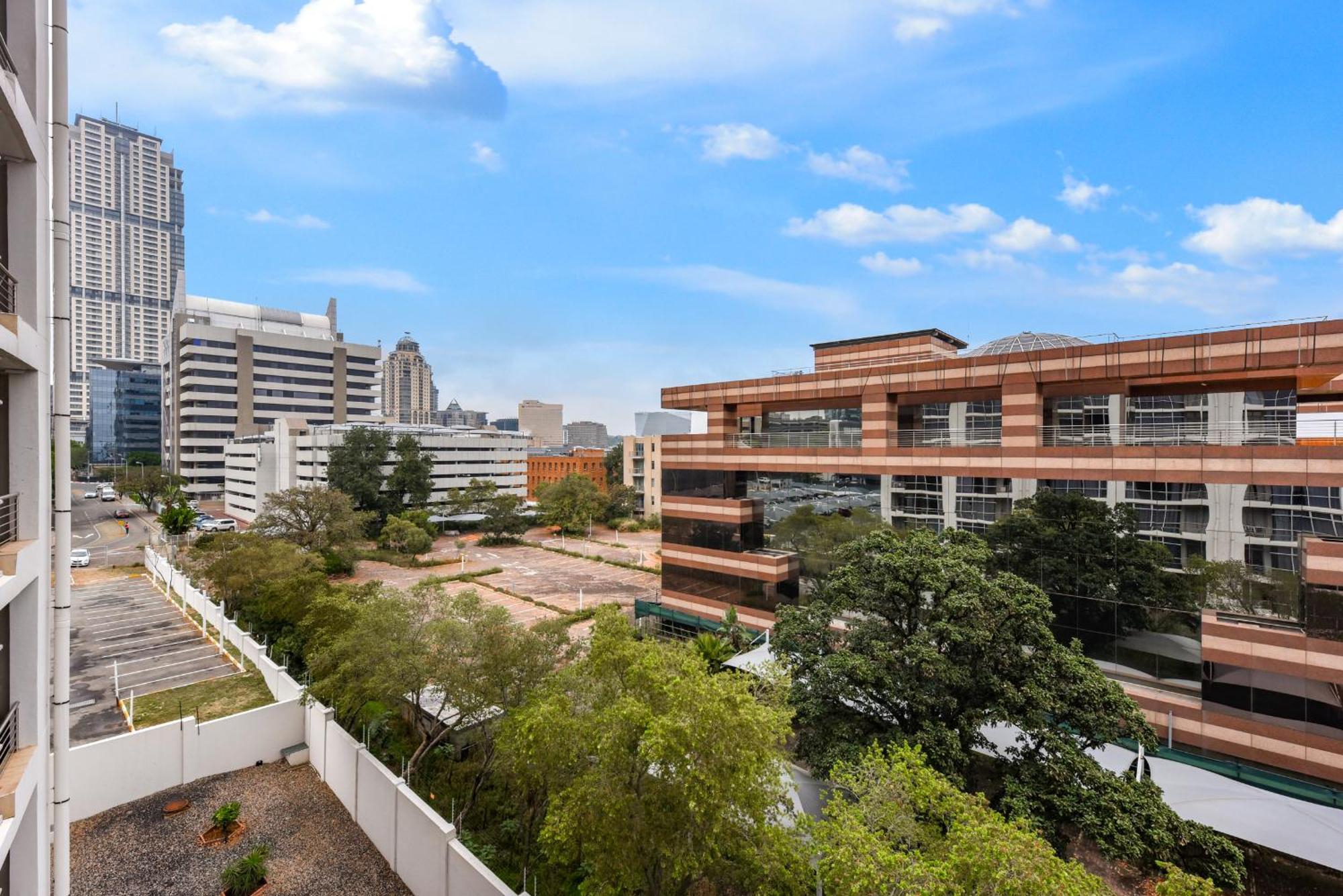 יוהנסבורג Hydro Park Residences In Sandton With Generator מראה חיצוני תמונה